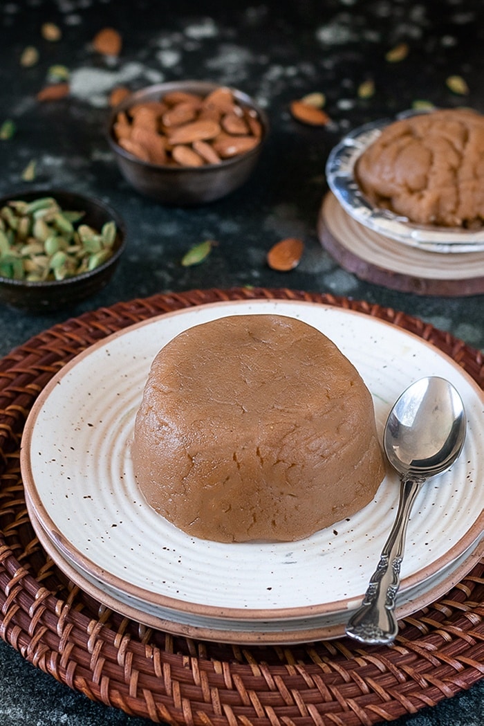 Wheat Halwa- Kada Prasad in a plate