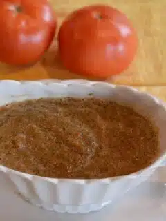 Tomato chutney in bowl