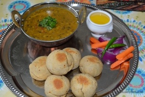 How-to-serve-baati