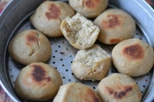 Making bati without oven step6