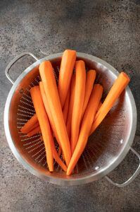 Peeled carrots
