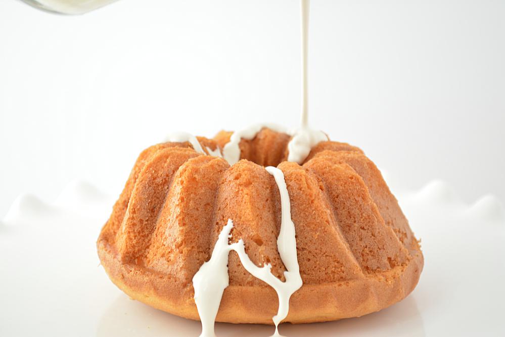 bundt cake drizzle2