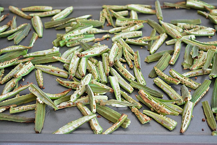 How to cook baked Bhindi do pyaza