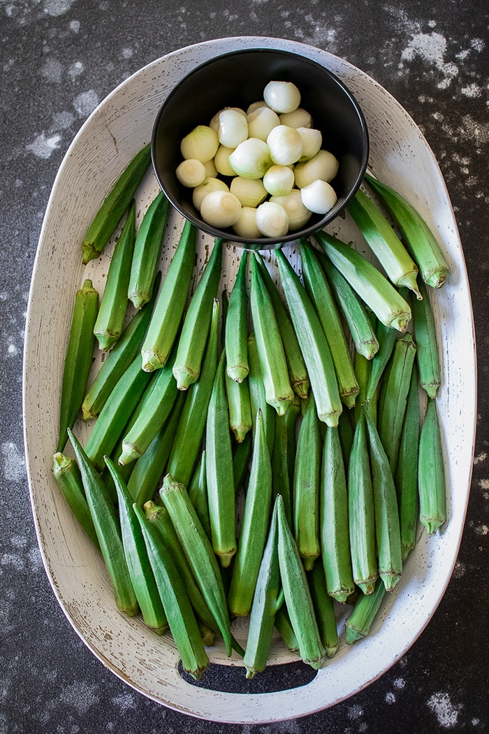 Rinsed bhindi with pearl onions