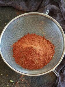Sieve the spices