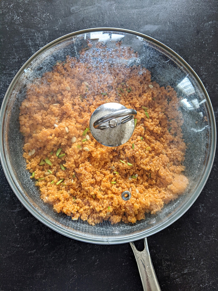 Cover motichoor mixture