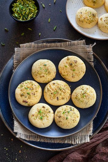Pistachio cookies on a plate