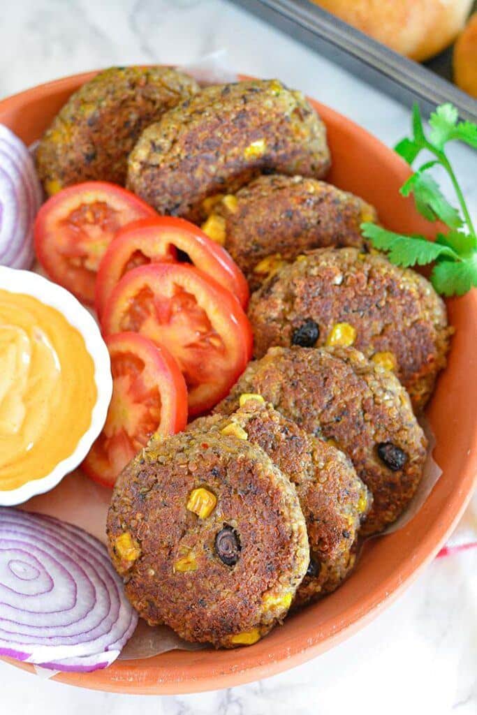 Quinoa and Black Bean Patties (Quinoa Black bean burger) Ruchiskitchen