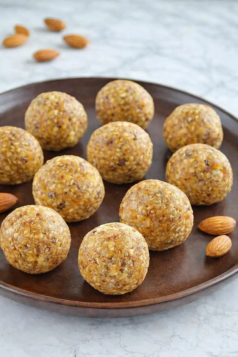 Refined sugar free date almond coconut energy bites for healthy snacking