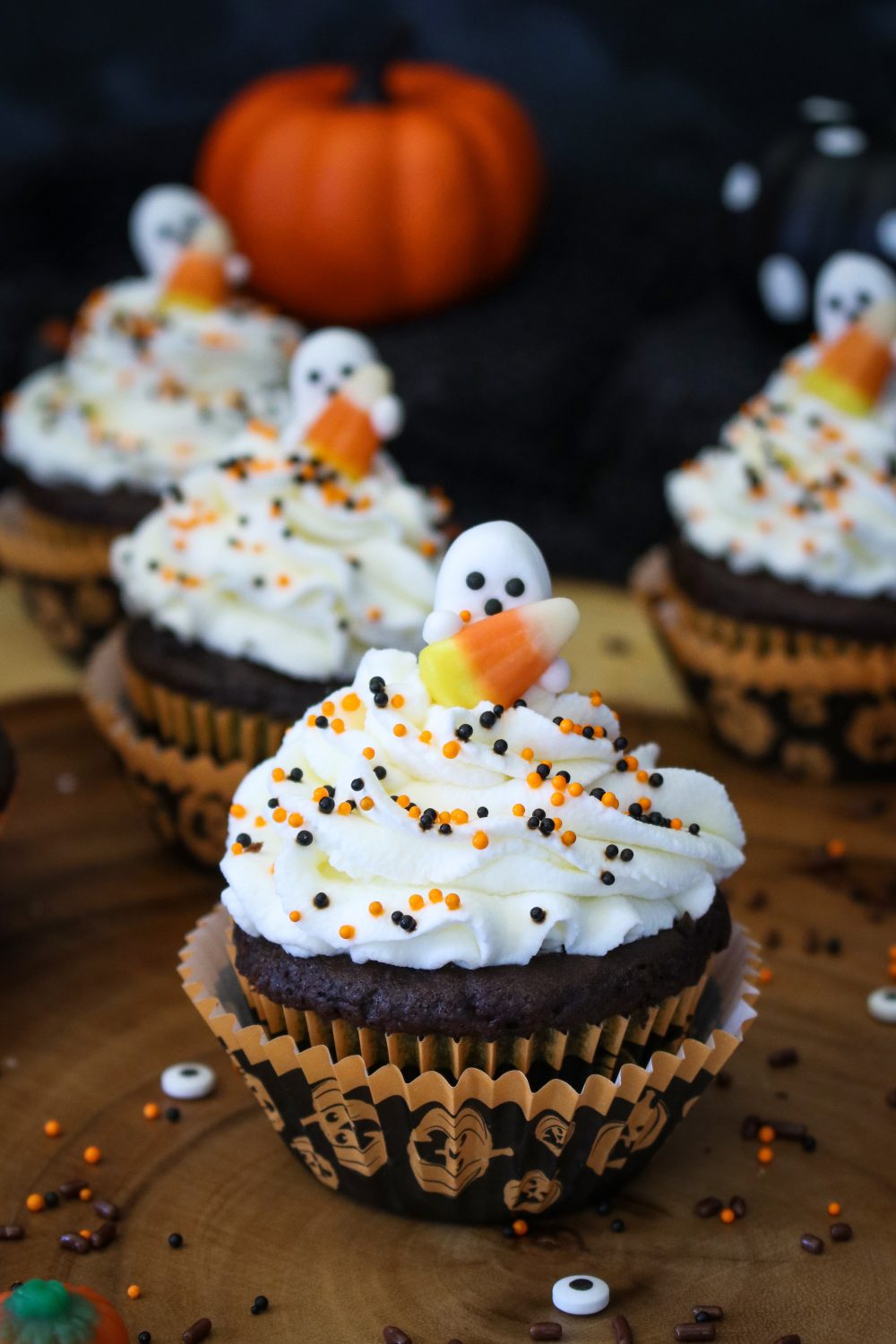 Eggless chocolate cupcakes with Halloween sprinkles