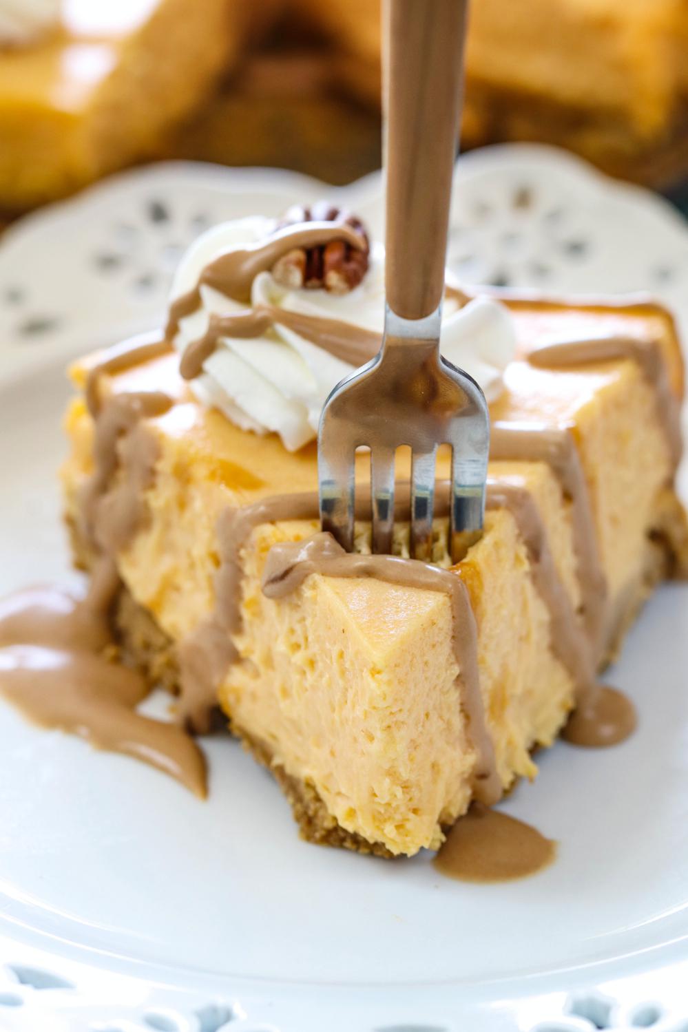 No Bake Coconut Pumpkin Mousse Pie - Ruchiskitchen