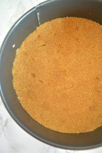 No Bake Coconut Pumpkin Mousse Pie - Ruchiskitchen