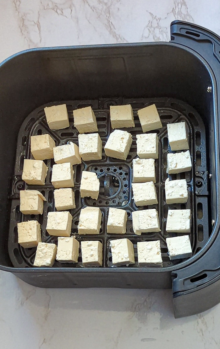 Air fryer baked tofu pieces