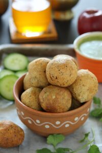 Falahari Paneer Makhane Gulgulle