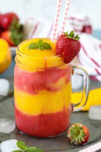 Strawberry Mango Daiquiri - Ruchiskitchen