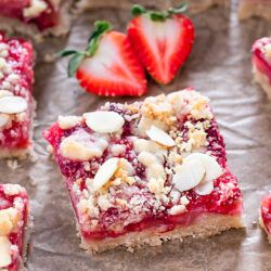 Sliced Strawberry Crumble Bars