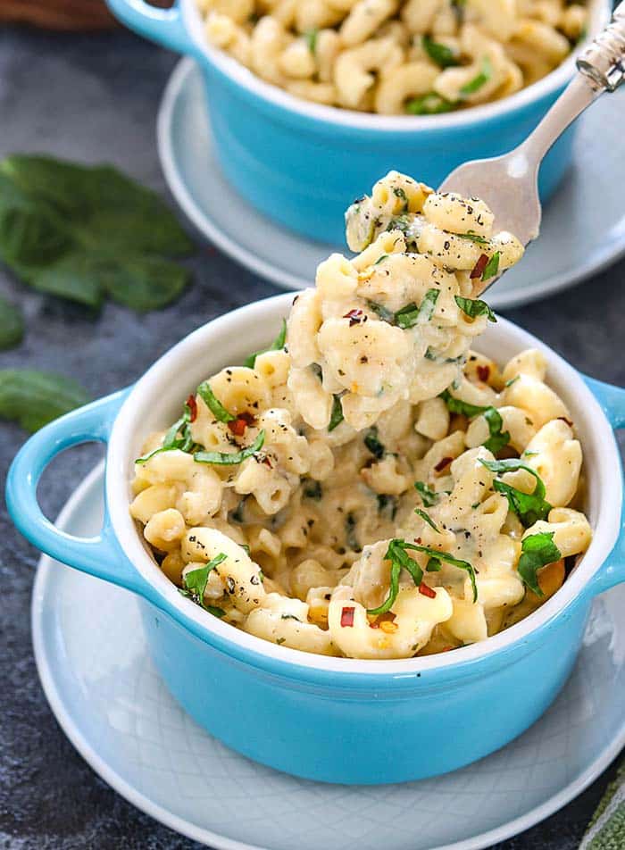 Mac and cheese in a blue bowl