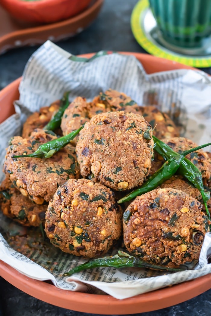 Dal Vada Recipe ( How to make Chana Dal Vada) - Ruchiskitchen