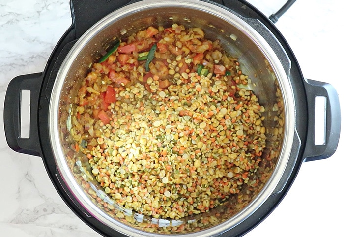 Add rinsed dal