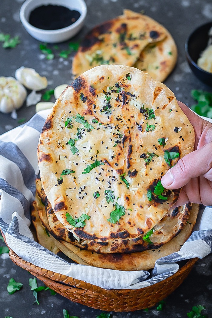 Serve Tandoori Garlic Roti