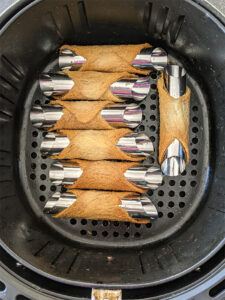 Bake Cannolis