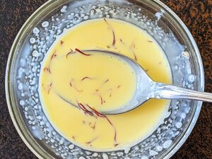 Step by step Thandai gulkand ice cream