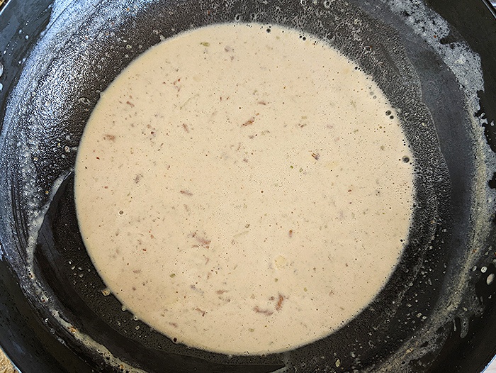Step by step Thandai gulkand ice cream