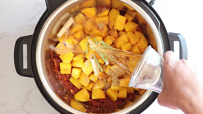 Step by step Instant Pot Thai butternut squash soup -Ruchiskitchen