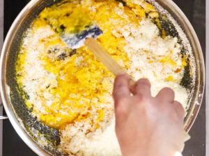 Cook Mango peda