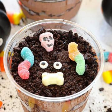 Halloween dirt cups with edible decorations