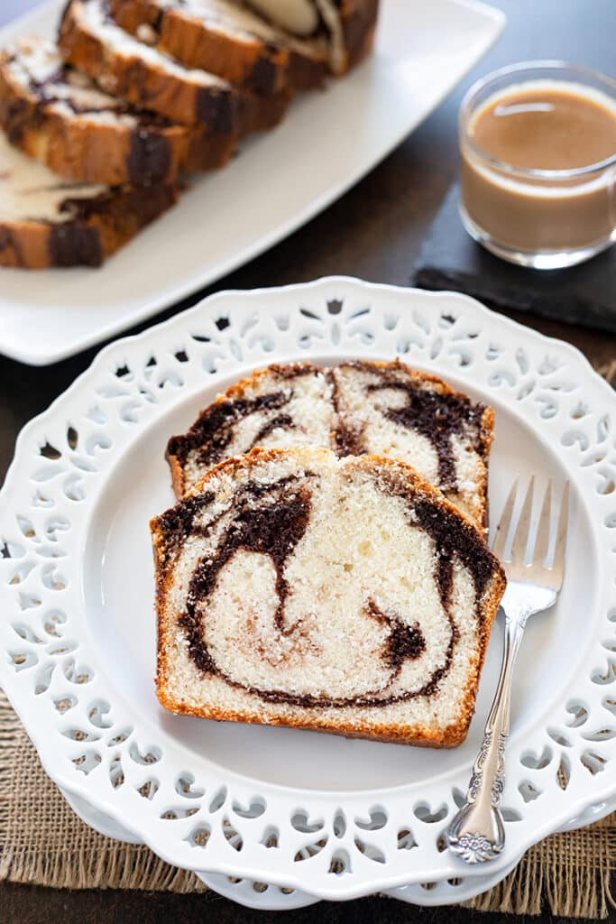 Eggless Marble Cake